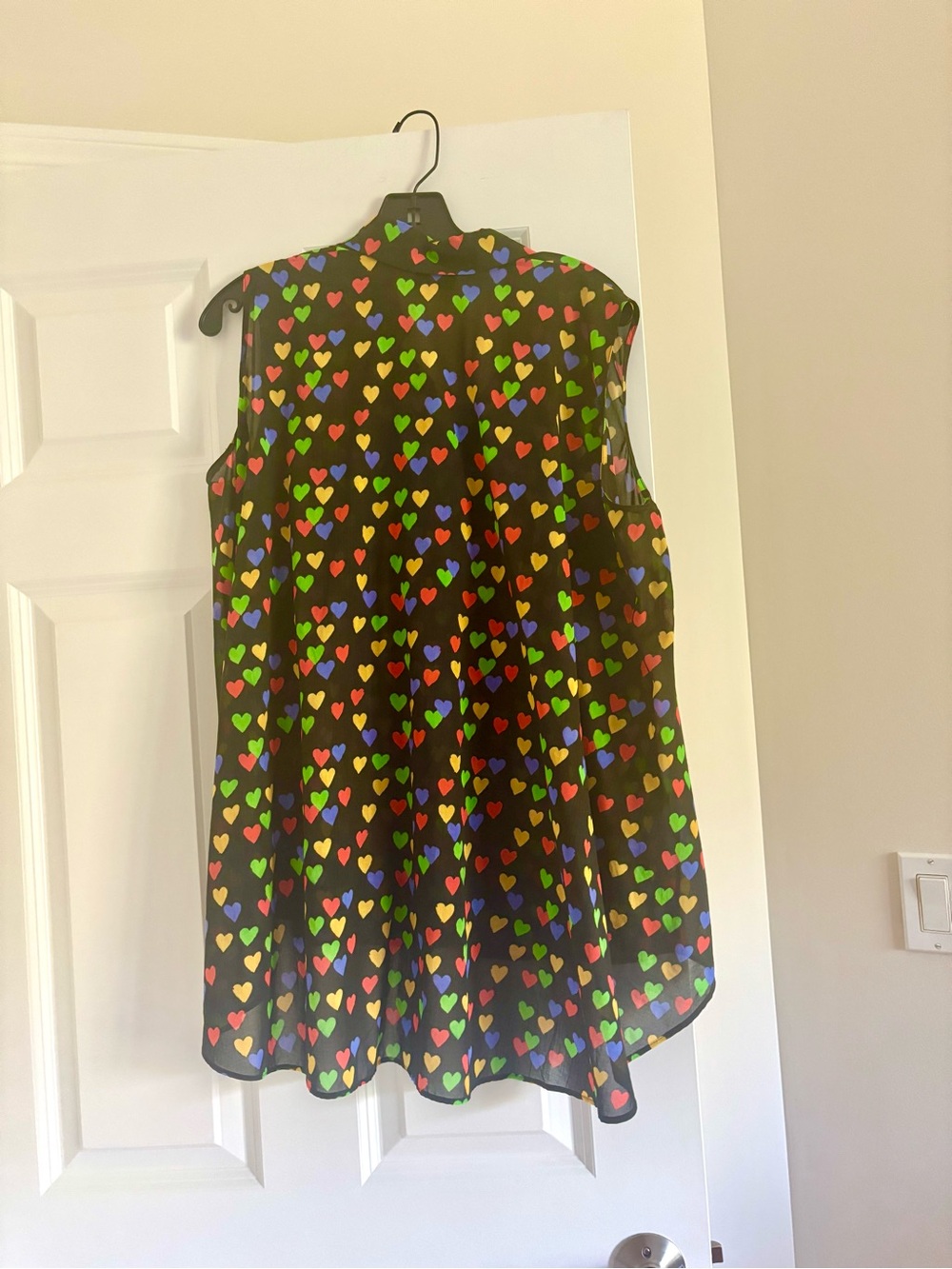 Akris Black Sleeveless tunic with Multicolor Heart Print. Worn once